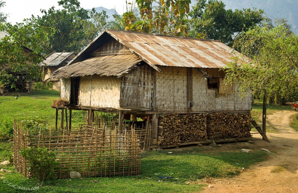 В лаосских деревнях