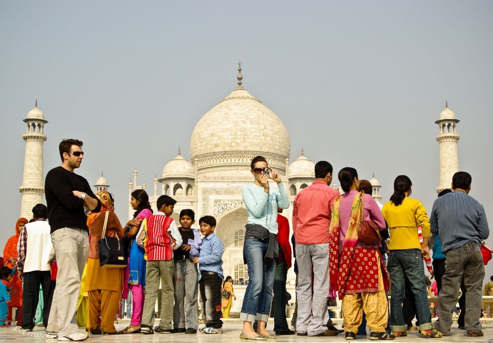 Тадж Махал (Taj Mahal) называют индийской жемчужиной